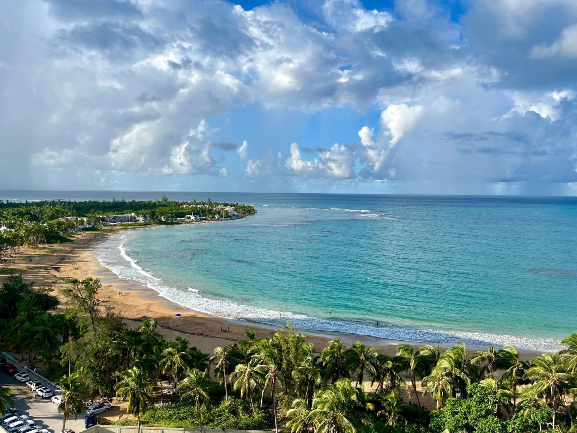 Beachfront Condo At Costa Azul Luquillo Bagian luar foto